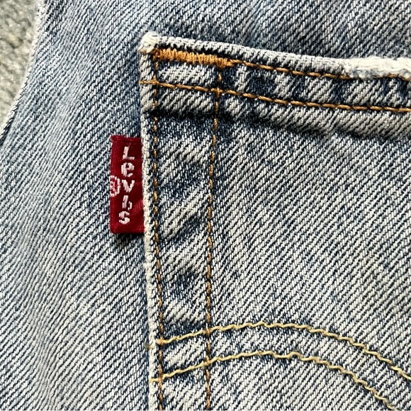 Levi denim shorts - Picture 8 of 8